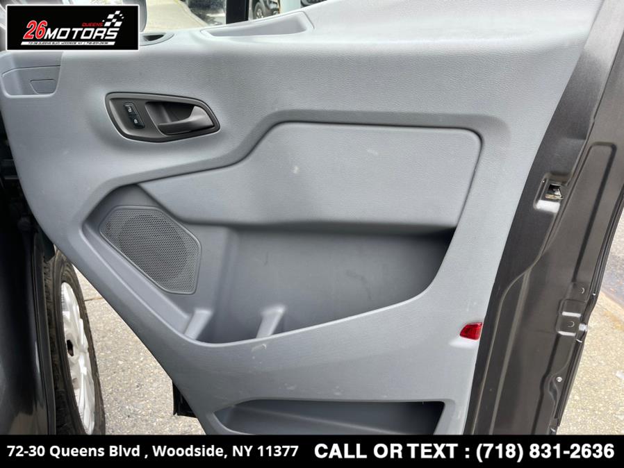 Used Ford Transit Passenger Wagon T-350 148" Low Roof XLT Swing-Out RH Dr 2018 | 26 Motors Queens. Woodside, New York Used Ford Transit Passenger Wagon T-350 148" Low Roof XLT Swing-Out RH Dr 2018 | 26 Motors Queens. Woodside, New York