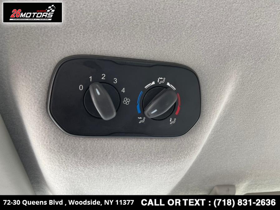 Used Ford Transit Passenger Wagon T-350 148" Low Roof XLT Swing-Out RH Dr 2018 | 26 Motors Queens. Woodside, New York Used Ford Transit Passenger Wagon T-350 148" Low Roof XLT Swing-Out RH Dr 2018 | 26 Motors Queens. Woodside, New York