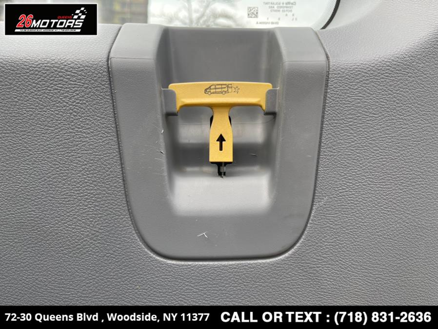 Used Ford Transit Passenger Wagon T-350 148" Low Roof XLT Swing-Out RH Dr 2018 | 26 Motors Queens. Woodside, New York Used Ford Transit Passenger Wagon T-350 148" Low Roof XLT Swing-Out RH Dr 2018 | 26 Motors Queens. Woodside, New York