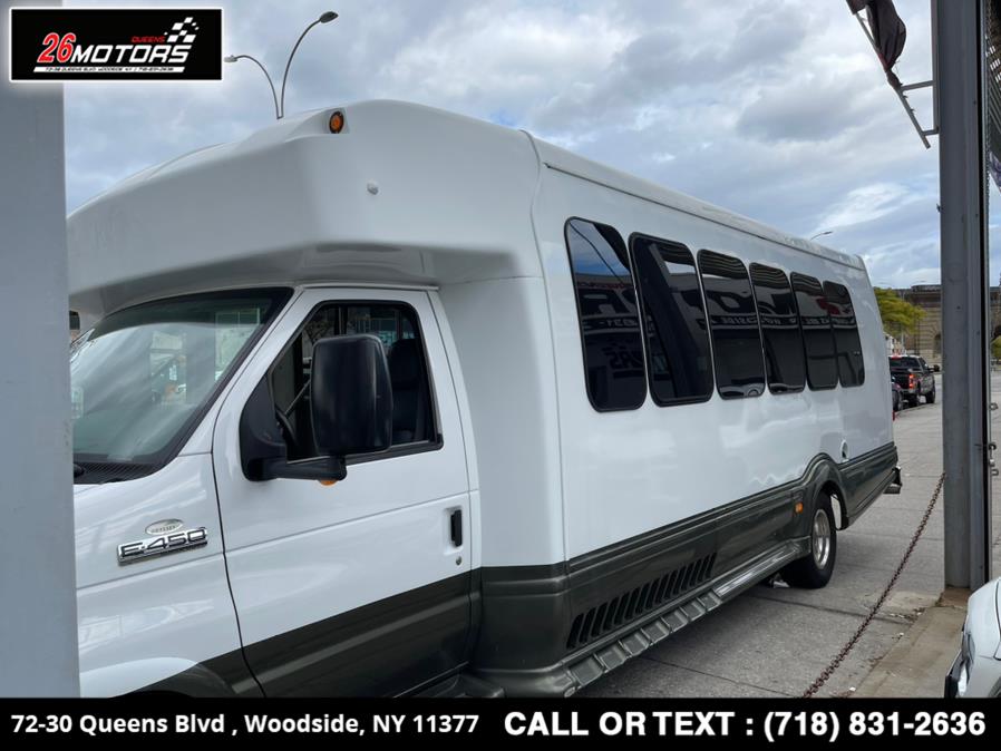 Used Ford Econoline Commercial Cutaway E-450 Super Duty 176" DRW 2014 | 26 Motors Queens. Woodside, New York Used Ford Econoline Commercial Cutaway E-450 Super Duty 176" DRW 2014 | 26 Motors Queens. Woodside, New York