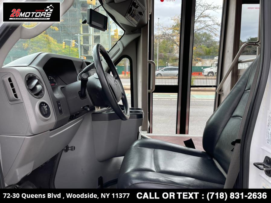 Used Ford Econoline Commercial Cutaway E-450 Super Duty 176" DRW 2014 | 26 Motors Queens. Woodside, New York Used Ford Econoline Commercial Cutaway E-450 Super Duty 176" DRW 2014 | 26 Motors Queens. Woodside, New York