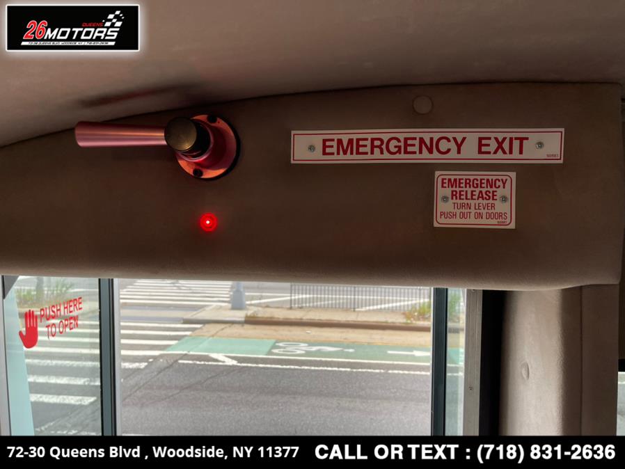 Used Ford Econoline Commercial Cutaway E-450 Super Duty 176" DRW 2014 | 26 Motors Queens. Woodside, New York Used Ford Econoline Commercial Cutaway E-450 Super Duty 176" DRW 2014 | 26 Motors Queens. Woodside, New York