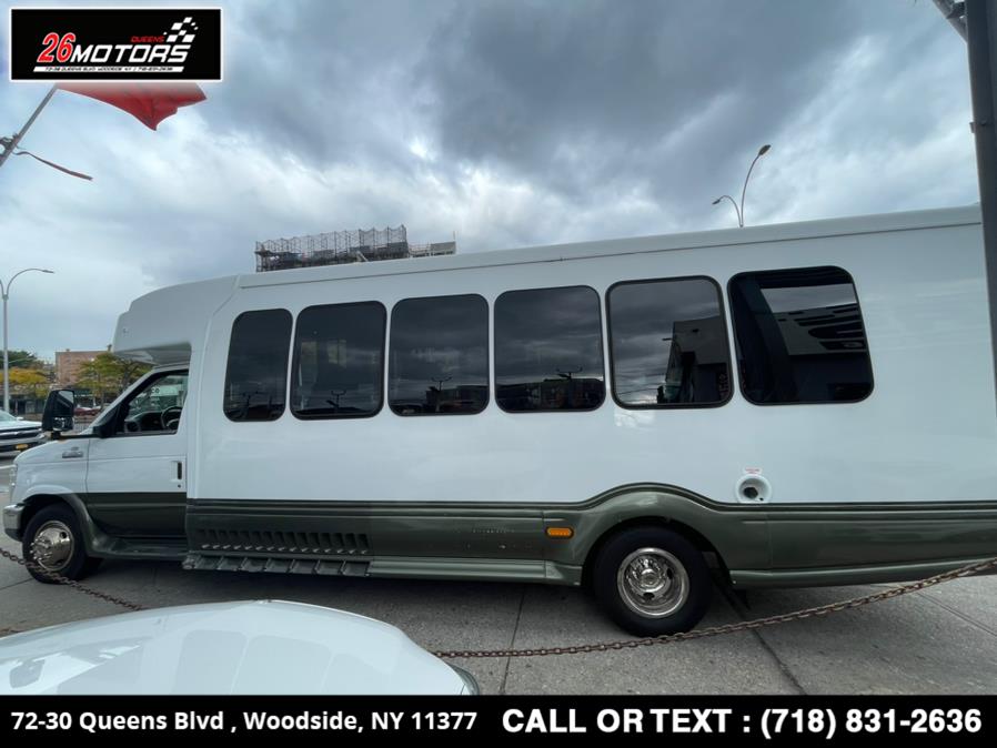 Used Ford Econoline Commercial Cutaway E-450 Super Duty 176" DRW 2014 | 26 Motors Queens. Woodside, New York Used Ford Econoline Commercial Cutaway E-450 Super Duty 176" DRW 2014 | 26 Motors Queens. Woodside, New York