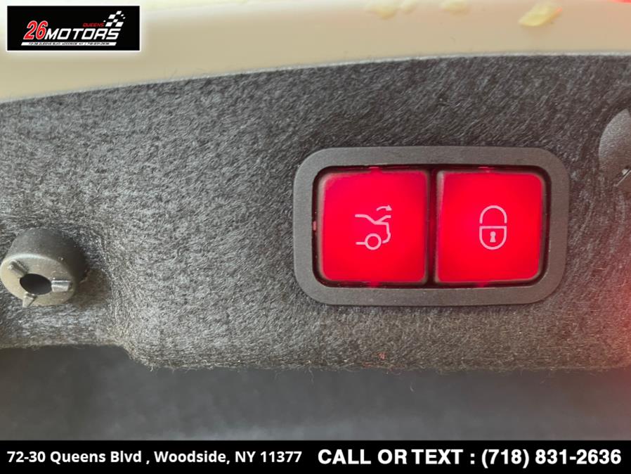 Used Mercedes-Benz C-Class C 300 4MATIC Sedan 2018 | 26 Motors Queens. Woodside, New York Used Mercedes-Benz C-Class C 300 4MATIC Sedan 2018 | 26 Motors Queens. Woodside, New York