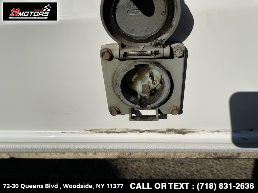 Used Mercedes-Benz Metris Cargo Van RWD 126" 2016 | 26 Motors Queens. Woodside, New York Used Mercedes-Benz Metris Cargo Van RWD 126" 2016 | 26 Motors Queens. Woodside, New York