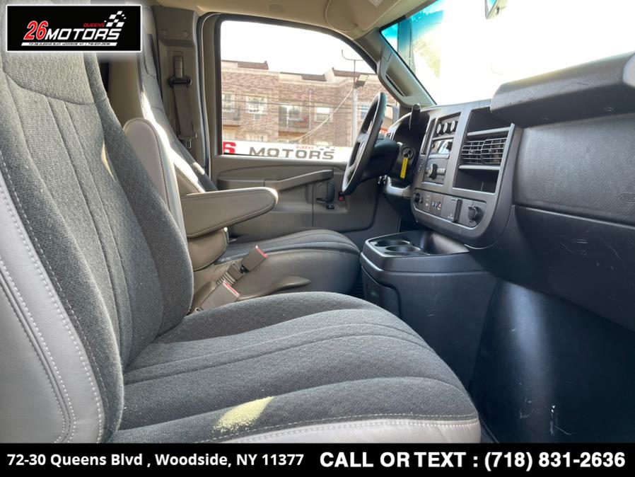 Used GMC Savana Cargo Van RWD 2500 135" 2020 | 26 Motors Queens. Woodside, New York Used GMC Savana Cargo Van RWD 2500 135" 2020 | 26 Motors Queens. Woodside, New York