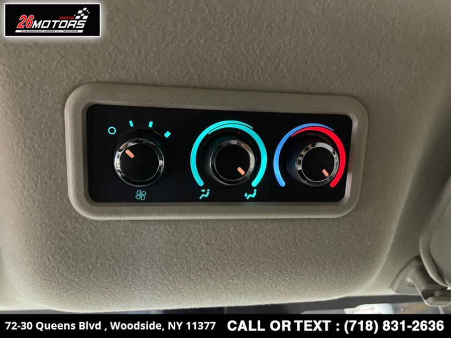 Used Chevrolet Express Passenger RWD 3500 155" LT 2019 | 26 Motors Queens. Woodside, New York Used Chevrolet Express Passenger RWD 3500 155" LT 2019 | 26 Motors Queens. Woodside, New York