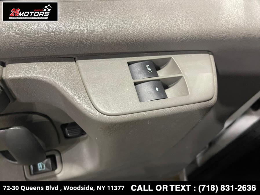 Used GMC Savana Commercial Cutaway 3500 Van 139" 2014 | 26 Motors Queens. Woodside, New York Used GMC Savana Commercial Cutaway 3500 Van 139" 2014 | 26 Motors Queens. Woodside, New York