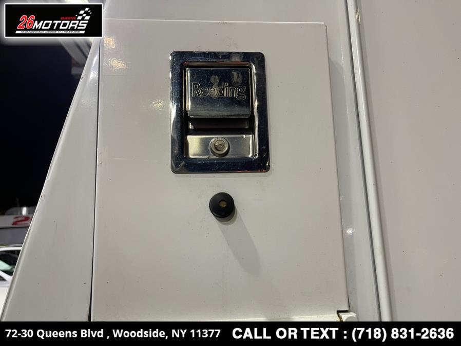 Used GMC Savana Commercial Cutaway 3500 Van 139" 2014 | 26 Motors Queens. Woodside, New York Used GMC Savana Commercial Cutaway 3500 Van 139" 2014 | 26 Motors Queens. Woodside, New York