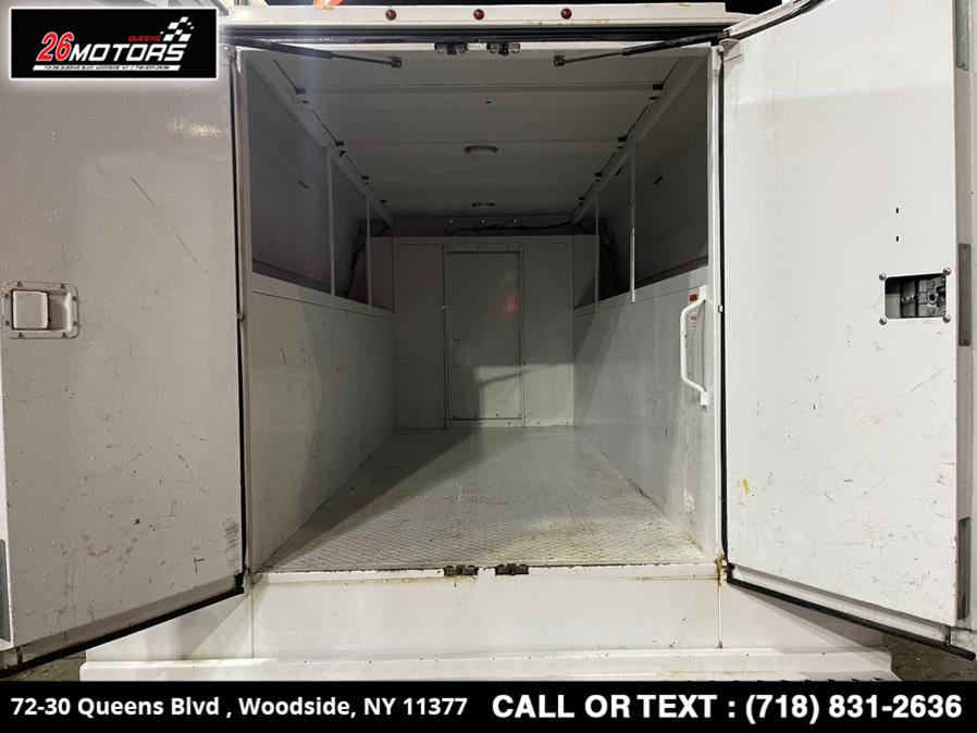Used GMC Savana Commercial Cutaway 3500 Van 139" 2014 | 26 Motors Queens. Woodside, New York Used GMC Savana Commercial Cutaway 3500 Van 139" 2014 | 26 Motors Queens. Woodside, New York