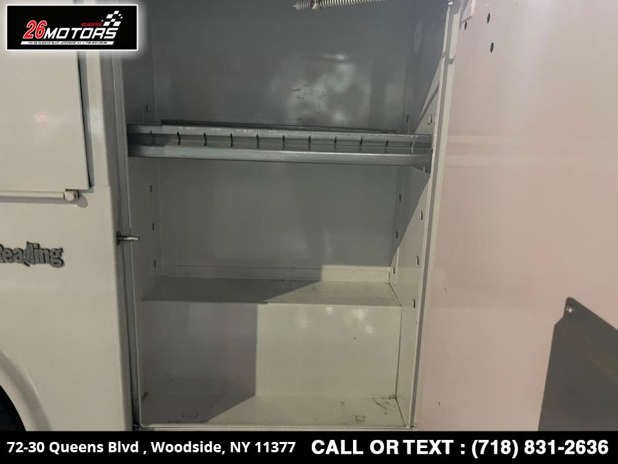 Used GMC Savana Commercial Cutaway 3500 Van 139" 2014 | 26 Motors Queens. Woodside, New York Used GMC Savana Commercial Cutaway 3500 Van 139" 2014 | 26 Motors Queens. Woodside, New York
