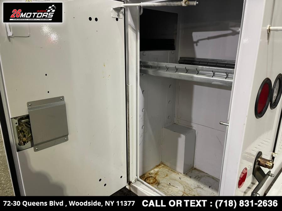 Used GMC Savana Commercial Cutaway 3500 Van 139" 2014 | 26 Motors Queens. Woodside, New York Used GMC Savana Commercial Cutaway 3500 Van 139" 2014 | 26 Motors Queens. Woodside, New York
