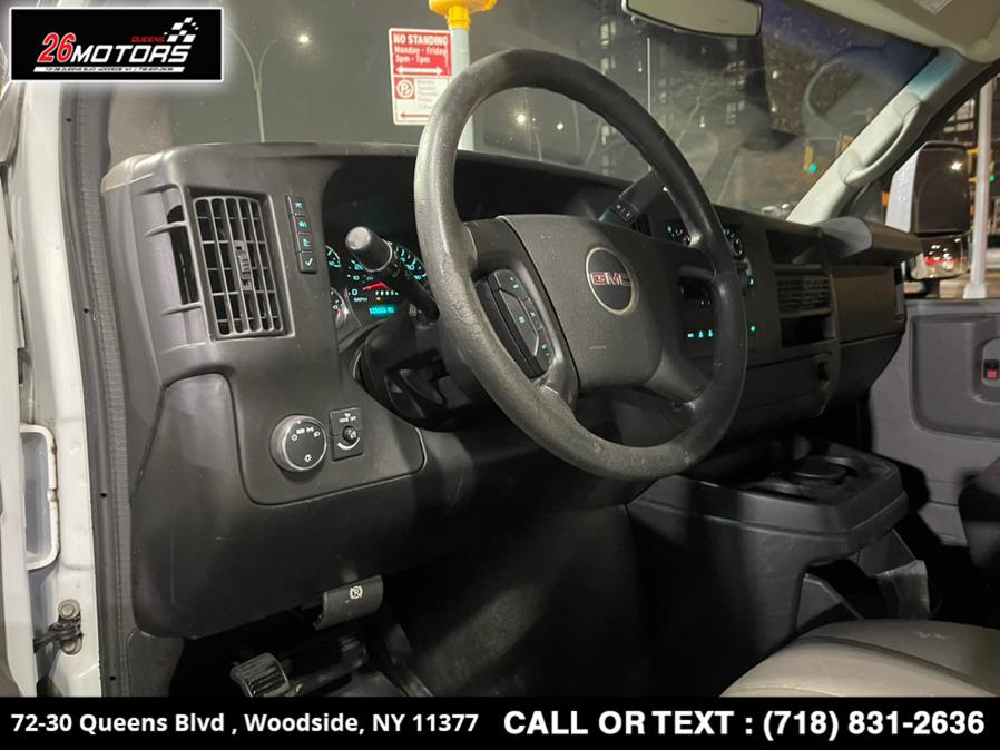 Used GMC Savana Commercial Cutaway 3500 Van 139" 2014 | 26 Motors Queens. Woodside, New York Used GMC Savana Commercial Cutaway 3500 Van 139" 2014 | 26 Motors Queens. Woodside, New York