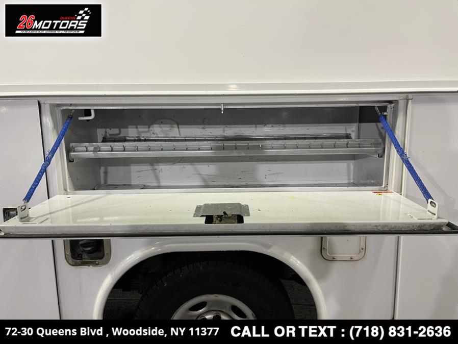 Used GMC Savana Commercial Cutaway 3500 Van 139" 2014 | 26 Motors Queens. Woodside, New York Used GMC Savana Commercial Cutaway 3500 Van 139" 2014 | 26 Motors Queens. Woodside, New York