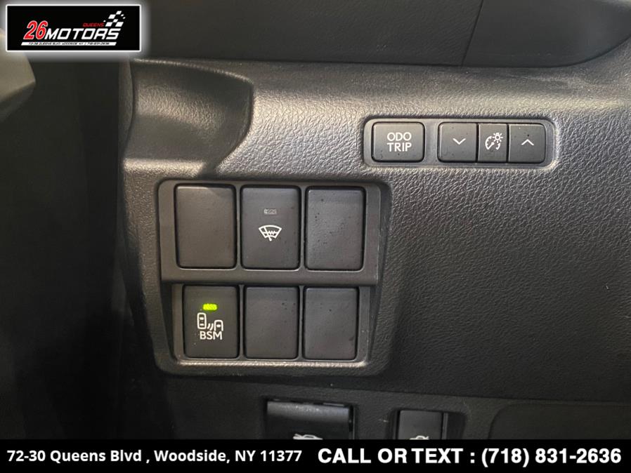 Used Lexus IS 300 4dr Sdn AWD 2016 | 26 Motors Queens. Woodside, New York Used Lexus IS 300 4dr Sdn AWD 2016 | 26 Motors Queens. Woodside, New York