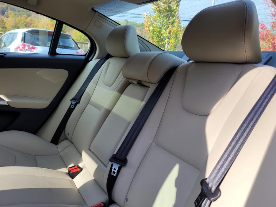 Used Volvo S60 T5 AWD Inscription 2017 | Lava Motors 2 Inc. Canton, Connecticut Used Volvo S60 T5 AWD Inscription 2017 | Lava Motors 2 Inc. Canton, Connecticut