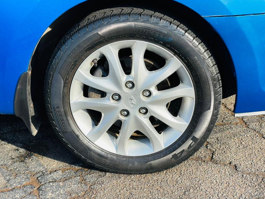 Used Hyundai Elantra 4dr Wgn Auto Touring 2009 | Supreme Automotive. New Britain, Connecticut Used Hyundai Elantra 4dr Wgn Auto Touring 2009 | Supreme Automotive. New Britain, Connecticut