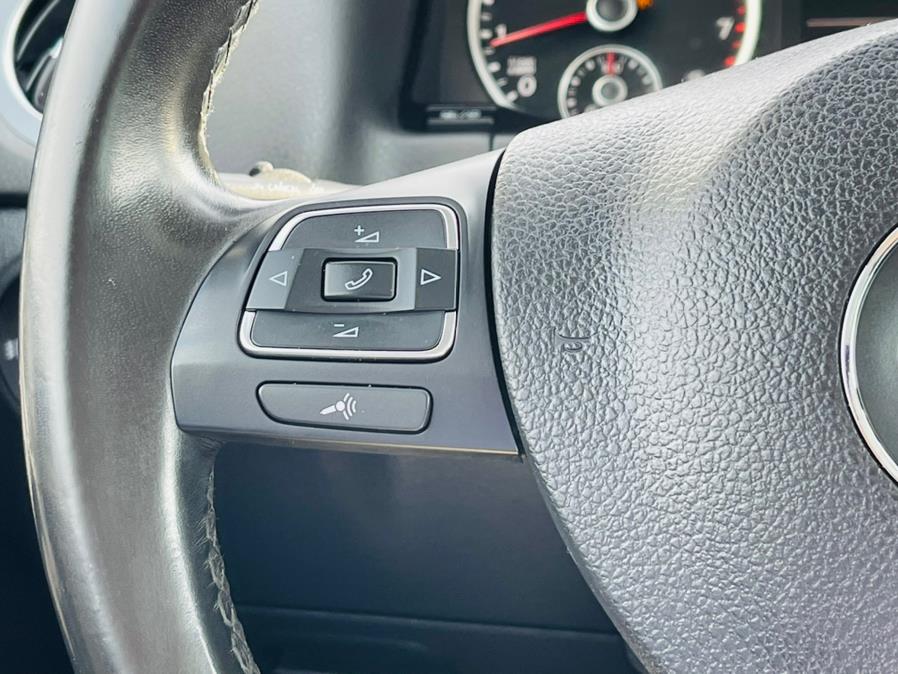 2013 Volkswagen Tiguan 4WD 4dr Auto SE, available for sale in New Britain, Connecticut | Supreme Automotive. New Britain, Connecticut 2013 Volkswagen Tiguan 4WD 4dr Auto SE, available for sale in New Britain, Connecticut | Supreme Automotive. New Britain, Connecticut
