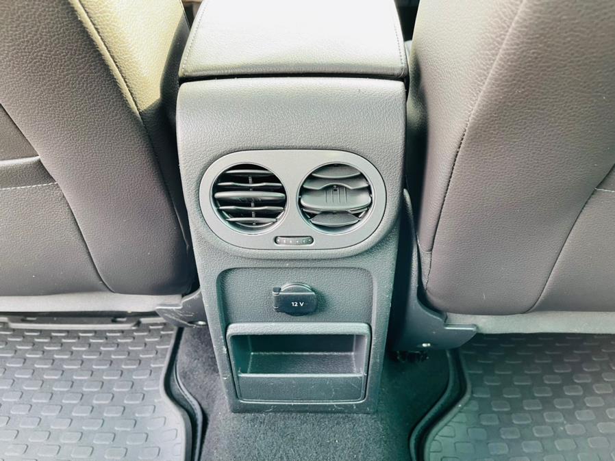 2013 Volkswagen Tiguan 4WD 4dr Auto SE, available for sale in New Britain, Connecticut | Supreme Automotive. New Britain, Connecticut 2013 Volkswagen Tiguan 4WD 4dr Auto SE, available for sale in New Britain, Connecticut | Supreme Automotive. New Britain, Connecticut