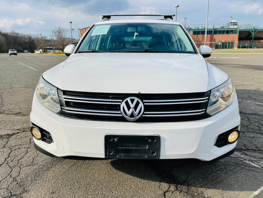 2013 Volkswagen Tiguan 4WD 4dr Auto SE, available for sale in New Britain, Connecticut | Supreme Automotive. New Britain, Connecticut 2013 Volkswagen Tiguan 4WD 4dr Auto SE, available for sale in New Britain, Connecticut | Supreme Automotive. New Britain, Connecticut