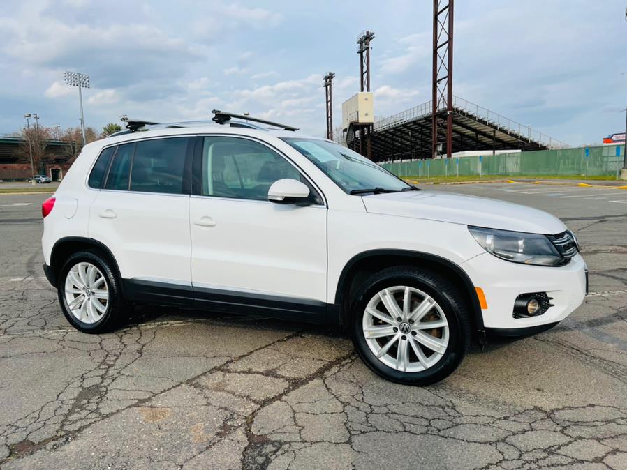 2013 Volkswagen Tiguan 4WD 4dr Auto SE, available for sale in New Britain, Connecticut | Supreme Automotive. New Britain, Connecticut 2013 Volkswagen Tiguan 4WD 4dr Auto SE, available for sale in New Britain, Connecticut | Supreme Automotive. New Britain, Connecticut