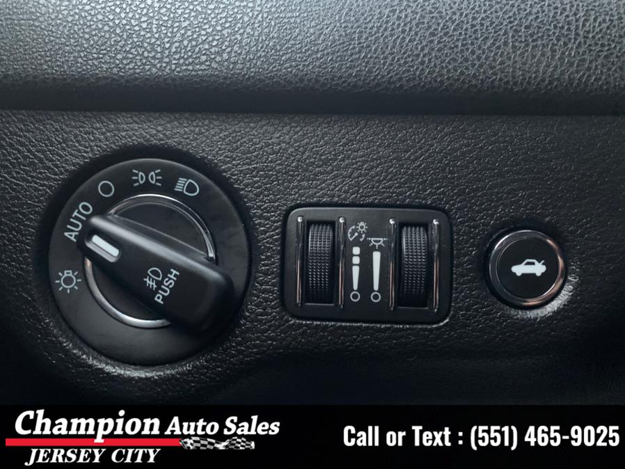 Used Chrysler 300 300S AWD 2019 | Champion Auto Sales of JC. Jersey City, New Jersey Used Chrysler 300 300S AWD 2019 | Champion Auto Sales of JC. Jersey City, New Jersey