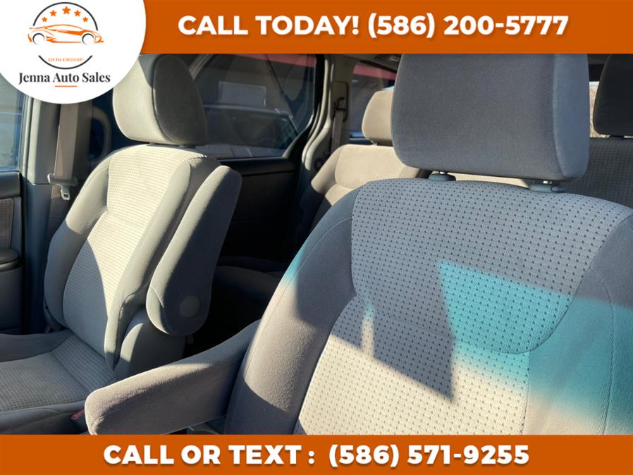 Used Toyota Sienna 5dr 8-Pass Van CE FWD 2010 | Jenna Auto Sale Inc. Roseville, Michigan Used Toyota Sienna 5dr 8-Pass Van CE FWD 2010 | Jenna Auto Sale Inc. Roseville, Michigan