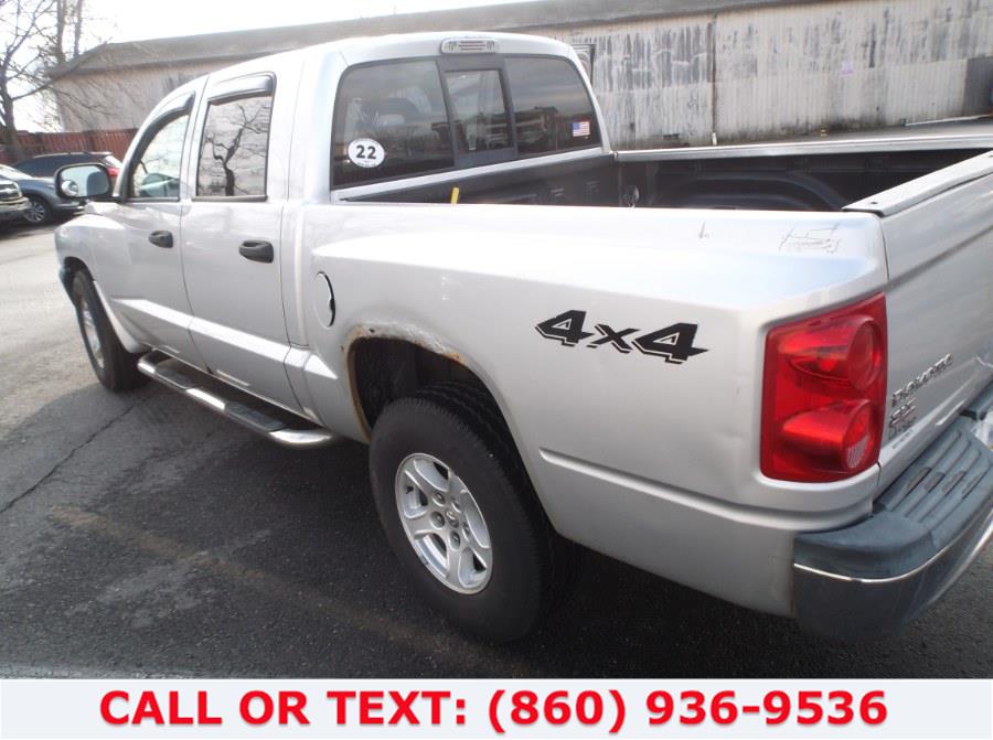 Used Dodge Dakota 4dr Quad Cab 131" WB 4WD SLT 2005 | Lee Motors Sales Inc. Hartford, Connecticut Used Dodge Dakota 4dr Quad Cab 131" WB 4WD SLT 2005 | Lee Motors Sales Inc. Hartford, Connecticut