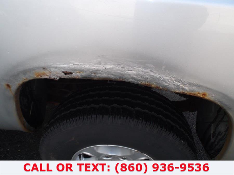 Used Dodge Dakota 4dr Quad Cab 131" WB 4WD SLT 2005 | Lee Motors Sales Inc. Hartford, Connecticut Used Dodge Dakota 4dr Quad Cab 131" WB 4WD SLT 2005 | Lee Motors Sales Inc. Hartford, Connecticut