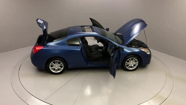 2008 Nissan Altima 2dr Cpe V6 CVT 3.5 SE, available for sale in Naugatuck, Connecticut | J&M Automotive Sls&Svc LLC. Naugatuck, Connecticut 2008 Nissan Altima 2dr Cpe V6 CVT 3.5 SE, available for sale in Naugatuck, Connecticut | J&M Automotive Sls&Svc LLC. Naugatuck, Connecticut