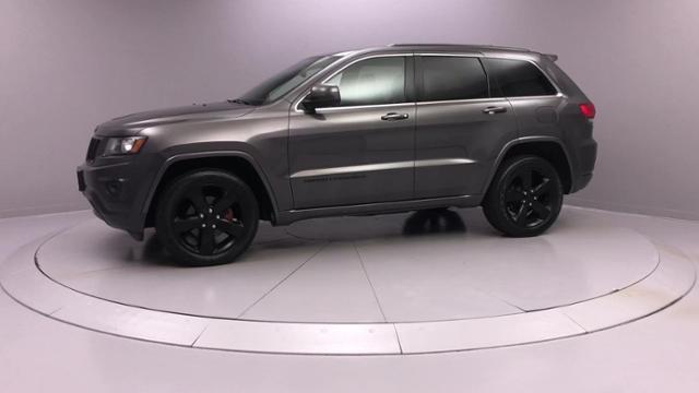 2015 Jeep Grand Cherokee 4WD 4dr Altitude, available for sale in Naugatuck, Connecticut | J&M Automotive Sls&Svc LLC. Naugatuck, Connecticut 2015 Jeep Grand Cherokee 4WD 4dr Altitude, available for sale in Naugatuck, Connecticut | J&M Automotive Sls&Svc LLC. Naugatuck, Connecticut