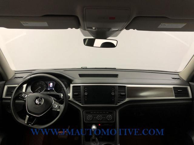 2018 Volkswagen Atlas 3.6L V6 SE 4MOTION, available for sale in Naugatuck, Connecticut | J&M Automotive Sls&Svc LLC. Naugatuck, Connecticut 2018 Volkswagen Atlas 3.6L V6 SE 4MOTION, available for sale in Naugatuck, Connecticut | J&M Automotive Sls&Svc LLC. Naugatuck, Connecticut