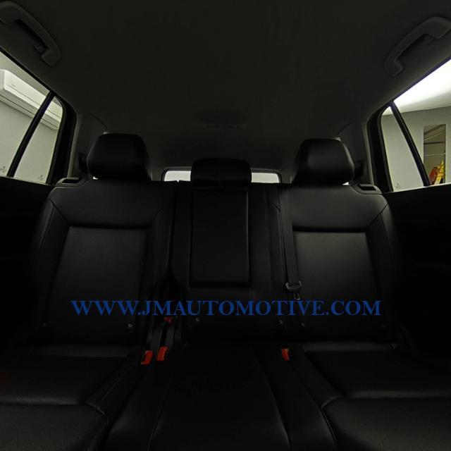 2018 Volkswagen Atlas 3.6L V6 SE 4MOTION, available for sale in Naugatuck, Connecticut | J&M Automotive Sls&Svc LLC. Naugatuck, Connecticut 2018 Volkswagen Atlas 3.6L V6 SE 4MOTION, available for sale in Naugatuck, Connecticut | J&M Automotive Sls&Svc LLC. Naugatuck, Connecticut