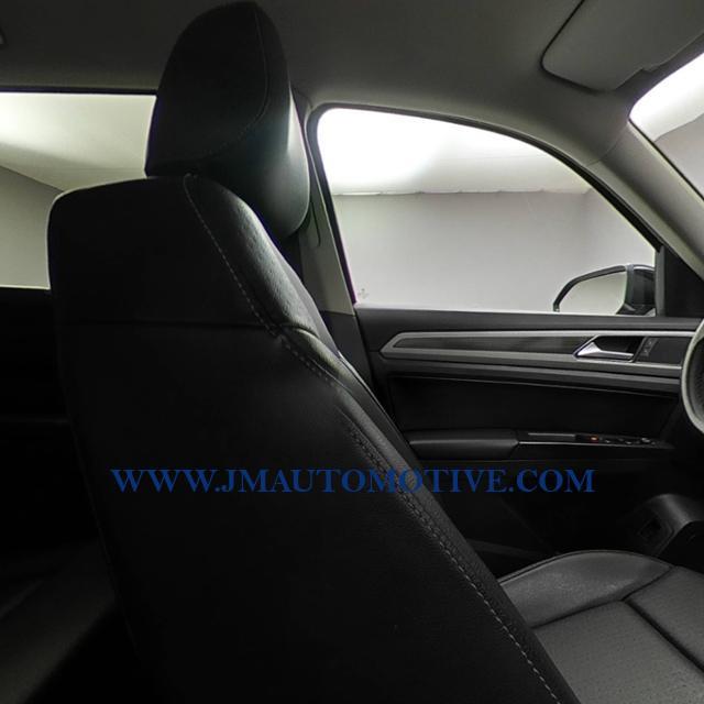 2018 Volkswagen Atlas 3.6L V6 SE 4MOTION, available for sale in Naugatuck, Connecticut | J&M Automotive Sls&Svc LLC. Naugatuck, Connecticut 2018 Volkswagen Atlas 3.6L V6 SE 4MOTION, available for sale in Naugatuck, Connecticut | J&M Automotive Sls&Svc LLC. Naugatuck, Connecticut