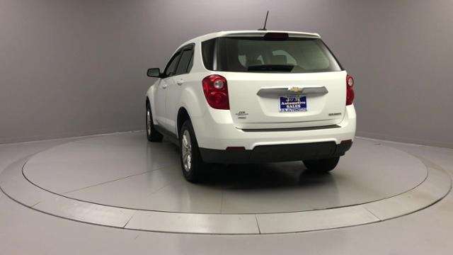 2015 Chevrolet Equinox AWD 4dr LS, available for sale in Naugatuck, Connecticut | J&M Automotive Sls&Svc LLC. Naugatuck, Connecticut 2015 Chevrolet Equinox AWD 4dr LS, available for sale in Naugatuck, Connecticut | J&M Automotive Sls&Svc LLC. Naugatuck, Connecticut