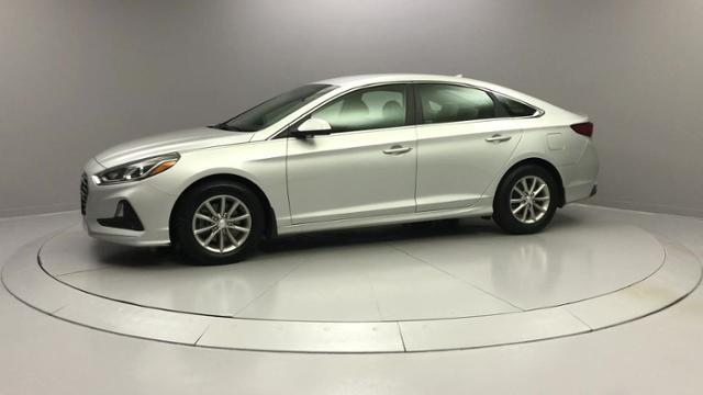 2018 Hyundai Sonata SE 2.4L SULEV, available for sale in Naugatuck, Connecticut | J&M Automotive Sls&Svc LLC. Naugatuck, Connecticut 2018 Hyundai Sonata SE 2.4L SULEV, available for sale in Naugatuck, Connecticut | J&M Automotive Sls&Svc LLC. Naugatuck, Connecticut