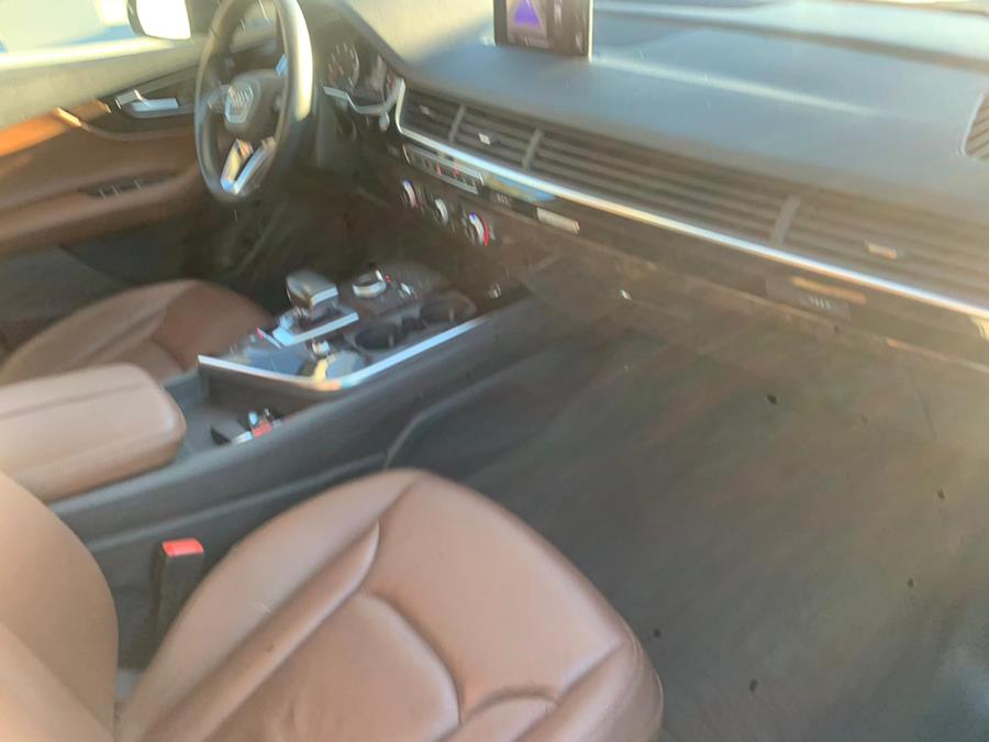 Used Audi Q7 3.0 TFSI Premium 2017 | J & A Auto Center. Raynham, Massachusetts Used Audi Q7 3.0 TFSI Premium 2017 | J & A Auto Center. Raynham, Massachusetts