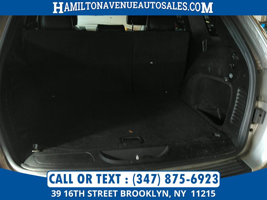 Used Jeep Grand Cherokee 4WD 4dr Laredo 2012 | NY Auto Auction. Brooklyn, New York Used Jeep Grand Cherokee 4WD 4dr Laredo 2012 | NY Auto Auction. Brooklyn, New York