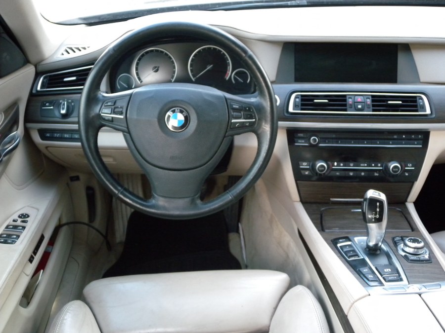 Used BMW 7 Series 4dr Sdn 750i RWD 2010 | Carsbuck Inc.. Brooklyn, New York Used BMW 7 Series 4dr Sdn 750i RWD 2010 | Carsbuck Inc.. Brooklyn, New York