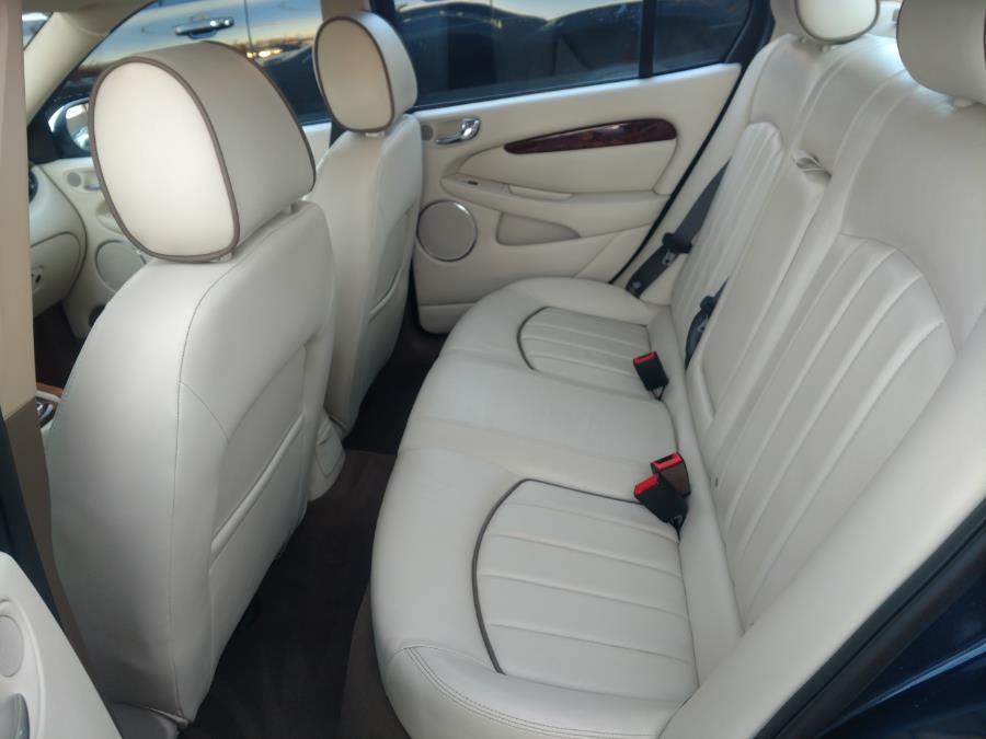 Used Jaguar X-TYPE 4dr Sdn 3.0L VDP 2006 | Alpine Motors Inc. Wantagh, New York Used Jaguar X-TYPE 4dr Sdn 3.0L VDP 2006 | Alpine Motors Inc. Wantagh, New York