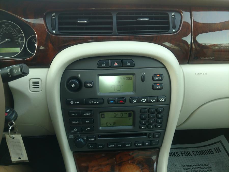 Used Jaguar X-TYPE 4dr Sdn 3.0L VDP 2006 | Alpine Motors Inc. Wantagh, New York Used Jaguar X-TYPE 4dr Sdn 3.0L VDP 2006 | Alpine Motors Inc. Wantagh, New York