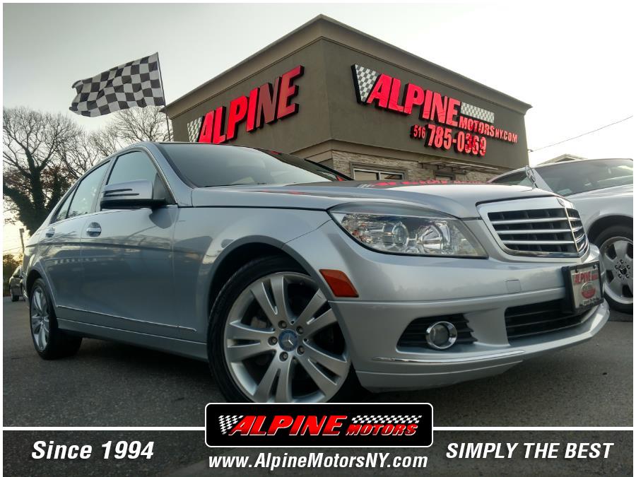 Used Mercedes-Benz C-Class 4dr Sdn C 300 Luxury 4MATIC 2011 | Alpine Motors Inc. Wantagh, New York