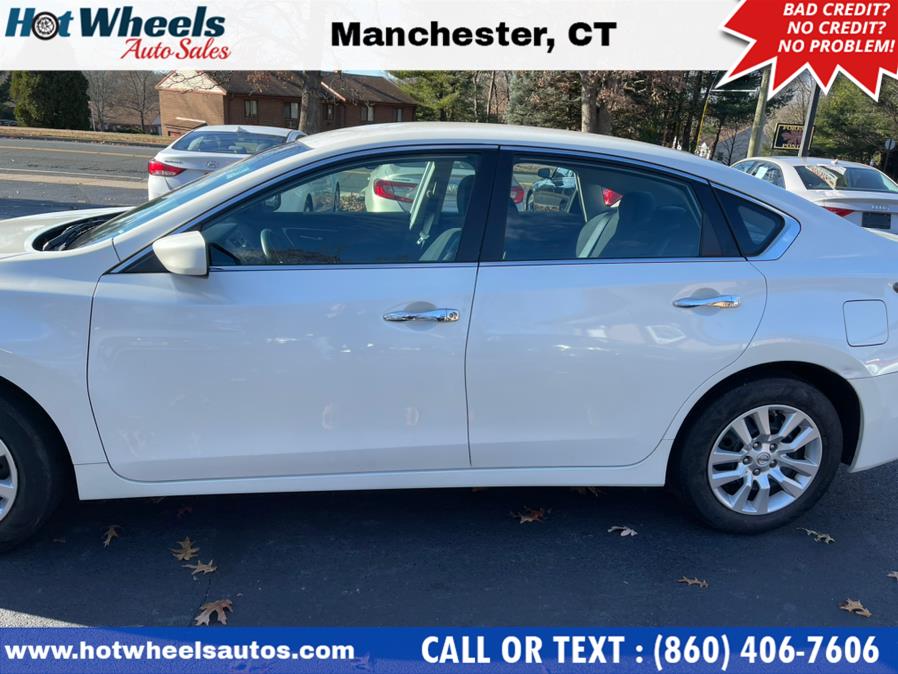 Used Nissan Altima 4dr Sdn I4 2.5 S 2015 | Hot Wheels Auto Sales LLC. Manchester, Connecticut Used Nissan Altima 4dr Sdn I4 2.5 S 2015 | Hot Wheels Auto Sales LLC. Manchester, Connecticut