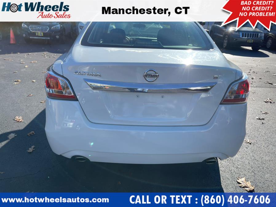 Used Nissan Altima 4dr Sdn I4 2.5 S 2015 | Hot Wheels Auto Sales LLC. Manchester, Connecticut Used Nissan Altima 4dr Sdn I4 2.5 S 2015 | Hot Wheels Auto Sales LLC. Manchester, Connecticut