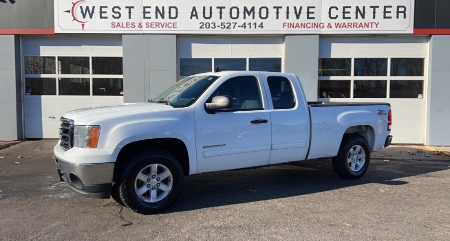 2011 GMC Sierra 1500 4WD Ext Cab 143.5" SLE, available for sale in Waterbury, Connecticut | West End Automotive Center. Waterbury, Connecticut