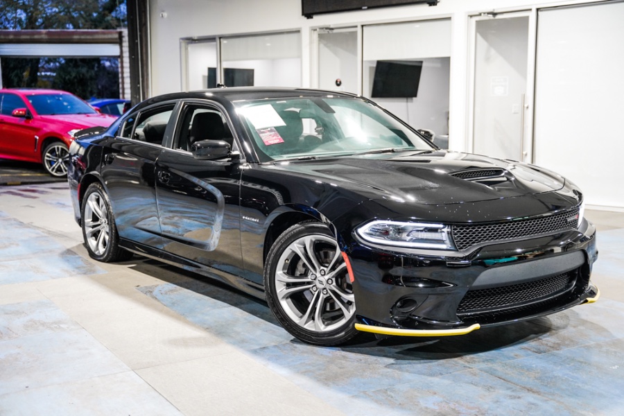 Used Dodge Charger R/T RWD 2020 | 26 Motors Corp. Bronx, New York Used Dodge Charger R/T RWD 2020 | 26 Motors Corp. Bronx, New York