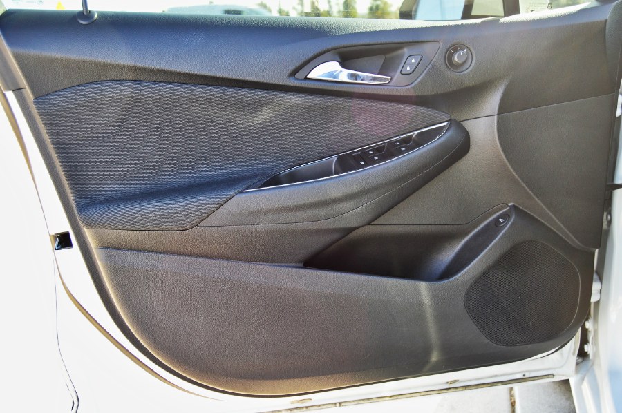 Used Chevrolet Cruze 4dr Sdn Auto LT 2017 | Fusion Motors Inc. Moreno Valley, California Used Chevrolet Cruze 4dr Sdn Auto LT 2017 | Fusion Motors Inc. Moreno Valley, California