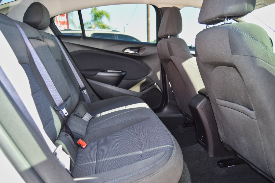 Used Chevrolet Cruze 4dr Sdn Auto LT 2017 | Fusion Motors Inc. Moreno Valley, California Used Chevrolet Cruze 4dr Sdn Auto LT 2017 | Fusion Motors Inc. Moreno Valley, California