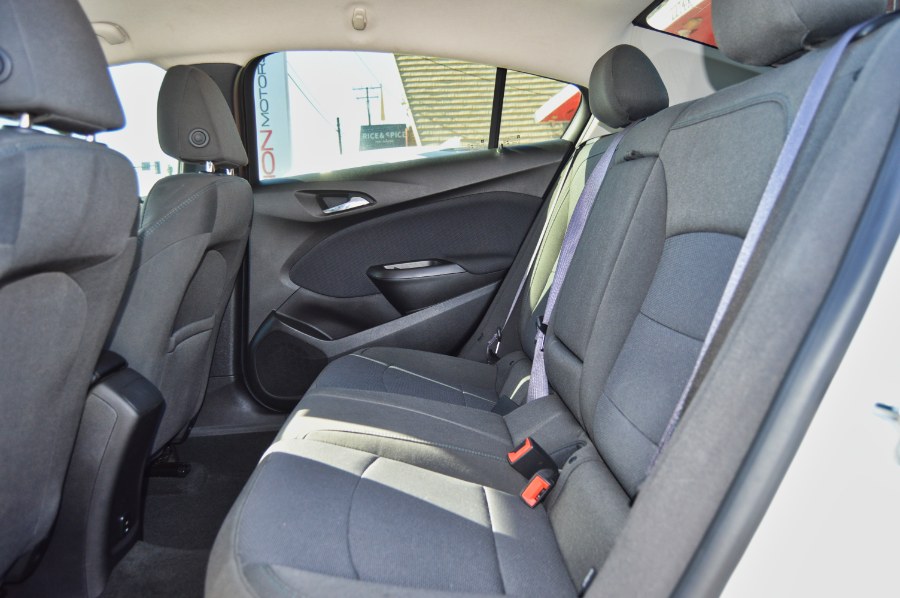 Used Chevrolet Cruze 4dr Sdn Auto LT 2017 | Fusion Motors Inc. Moreno Valley, California Used Chevrolet Cruze 4dr Sdn Auto LT 2017 | Fusion Motors Inc. Moreno Valley, California