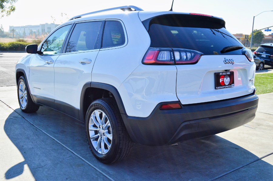 2019 Jeep Cherokee Latitude FWD, available for sale in Moreno Valley, California | Fusion Motors Inc. Moreno Valley, California 2019 Jeep Cherokee Latitude FWD, available for sale in Moreno Valley, California | Fusion Motors Inc. Moreno Valley, California